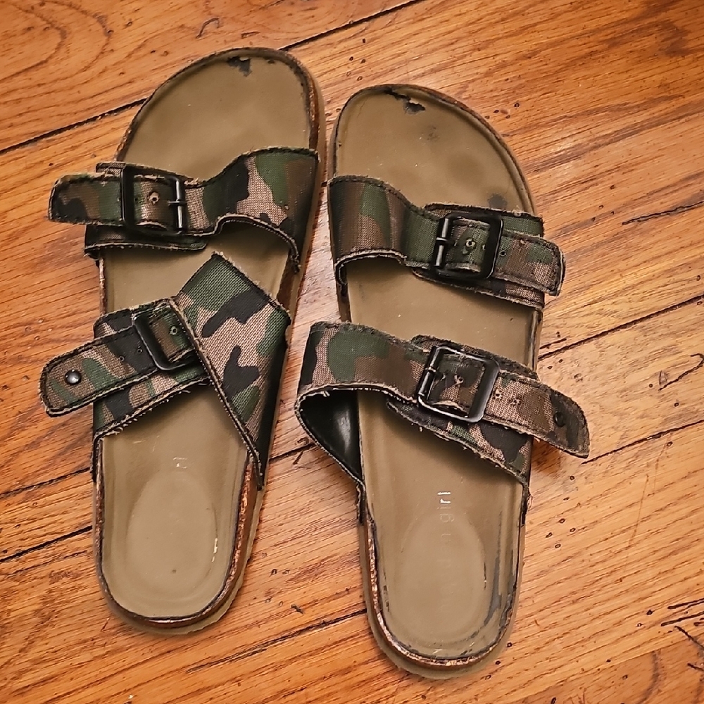 Madden Girl Camouflage Women Sandals